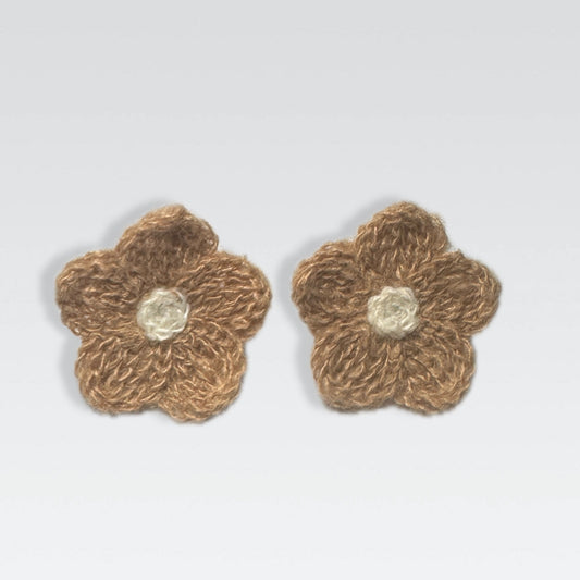 Neutral Flowers